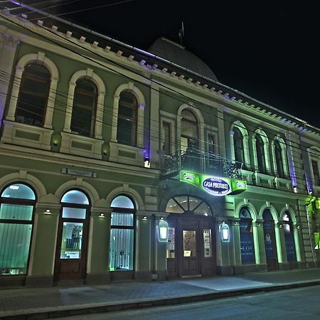 Tîrgu Lăpuş Casa Preturii酒店 外观 照片