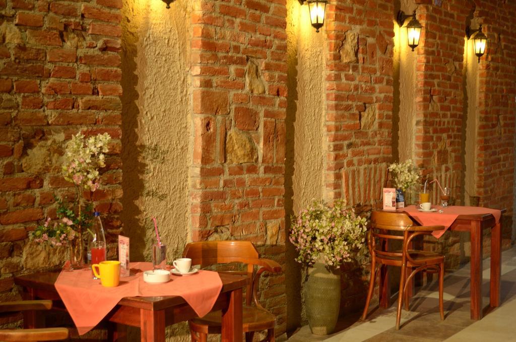 Tîrgu Lăpuş Casa Preturii酒店 外观 照片